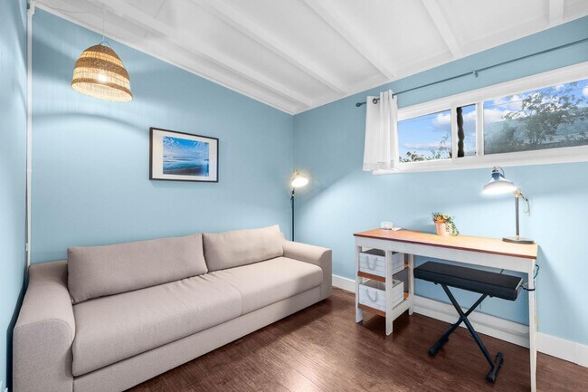 Photo - 1238 Essex St