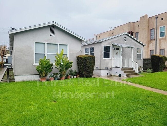 Building Photo - 927 E Lexington Dr Unit A