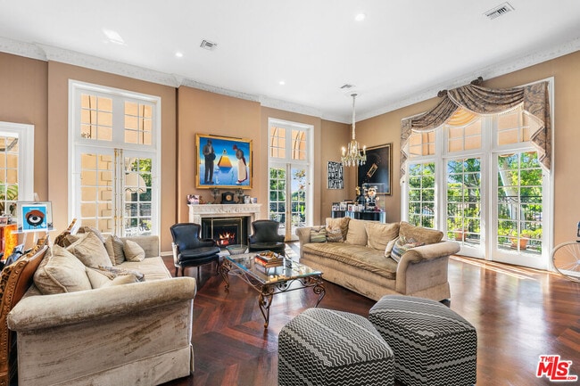 Photo - 1118 San Ysidro Dr