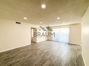 Photo - 6041 Whitsett Ave Unit 210