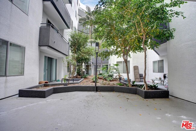 Photo - 10600 Wilshire Blvd Unit 632