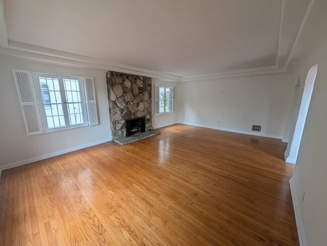 Photo - 1219 Hi Point St Unit 1219