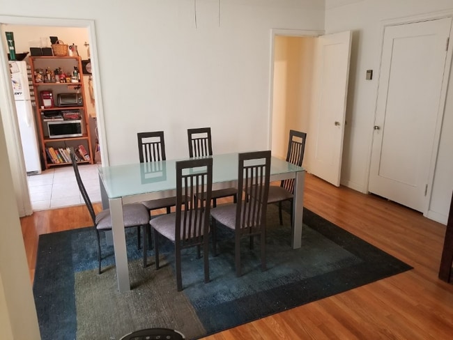 Photo - 466 N Orange Grove Ave Unit 464 1/2