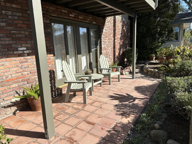 Photo - LIVE THE OCEAN BEACH LIFESTYLE!