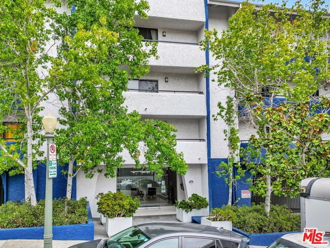 Photo - 10982 Roebling Ave Unit 309
