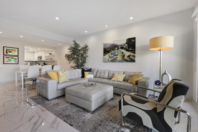 Photo - 88 La Ronda Dr