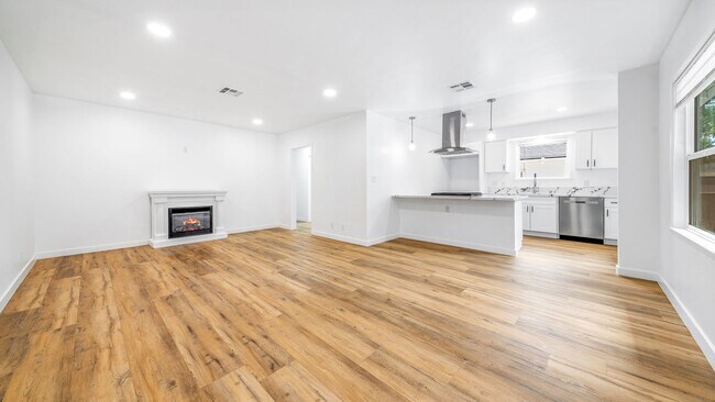 Photo - Fully Renovated 2 Bed • 1.5 Bath Duplex