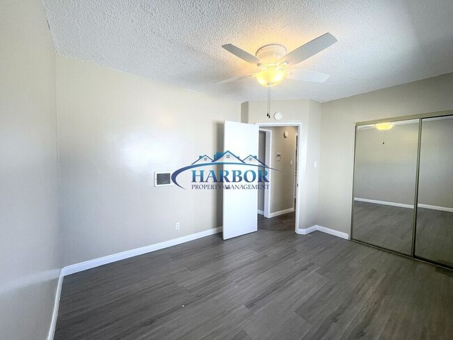 Photo - 1388 Martin Luther King Jr Ave