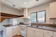 Photo - 633 E 4th Ave Townhome