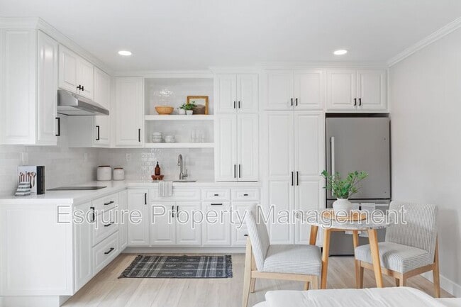 Photo - 280 E Loop Dr Unit ADU