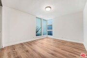 Photo - 337 N Oakhurst Dr Unit 1