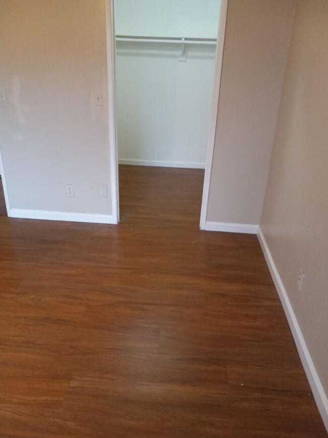 Photo - Move in Special ** $500 off 1st month's rent Unit 16
