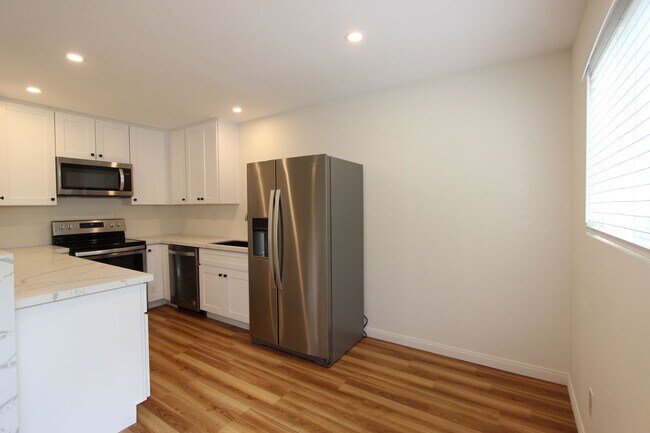 Photo - Beautiful, recently remodeled 1 bedroom 1 bathroom condo available now