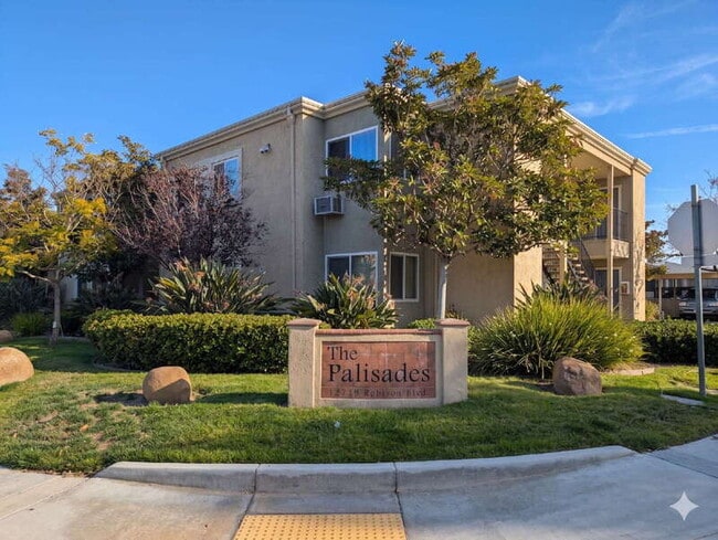 Building Photo - 12719 Robison Blvd Unit Apt 19