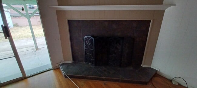 Photo - 7248 Beckford Ave