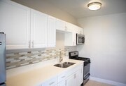 Photo - Gorgeous Newly Remodeled One Bedroom and S... Apartments