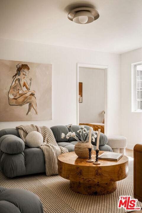 Photo - 2302-2302 Pisani Pl