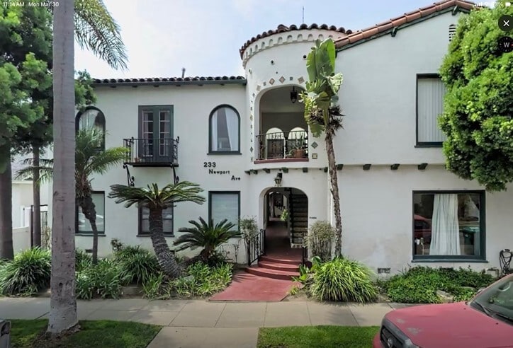 Photo - 233 Newport Ave