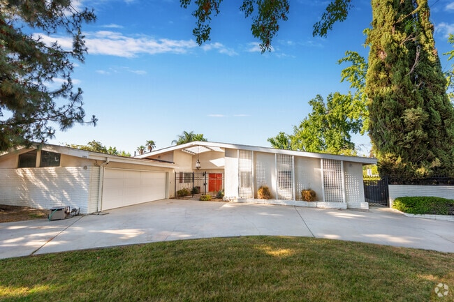 Building Photo - 22501 Styles St Rental