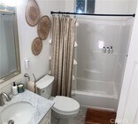 Photo - 123 W Green St