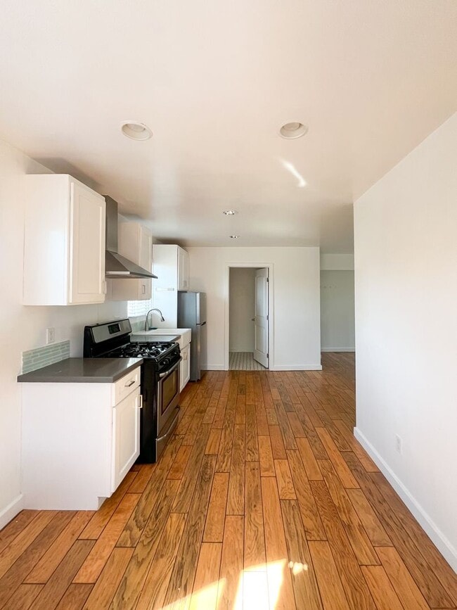 Photo - 3425 Alice St Unit 3427 Alice St