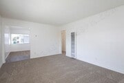 Photo - 2 WEEKS FREE!!! 2 BR with Partial Bay Views and Parking! Unit 3811