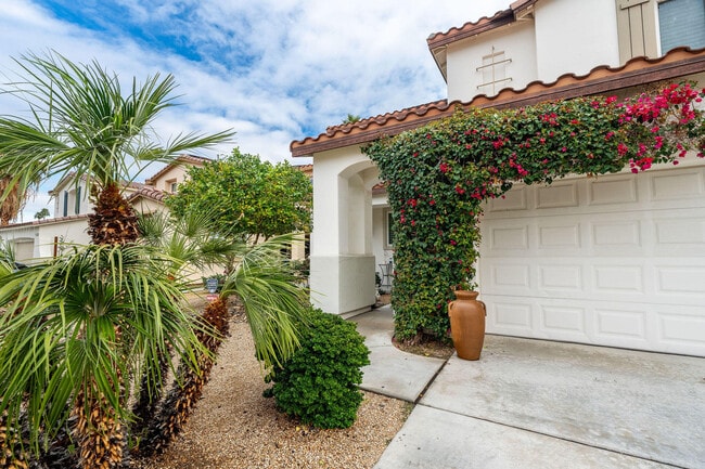 Photo - 282 Paseo Vista Cir