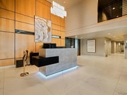 Photo - 425 W Beech St