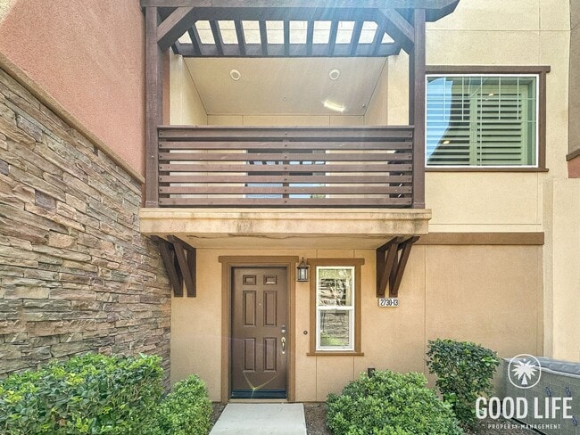 Building Photo - Spacious 2BD/3BA Condo in Chula Vista with Walk-In Closet, Community Pool & 2-Car Garage