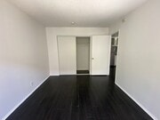 Photo - 827 S Wilton Pl Unit 207