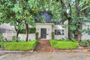 Photo - 331 S Reeves Dr Apartment Unit 331
