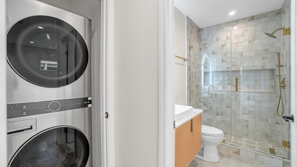 Photo - 2035 S Corning St