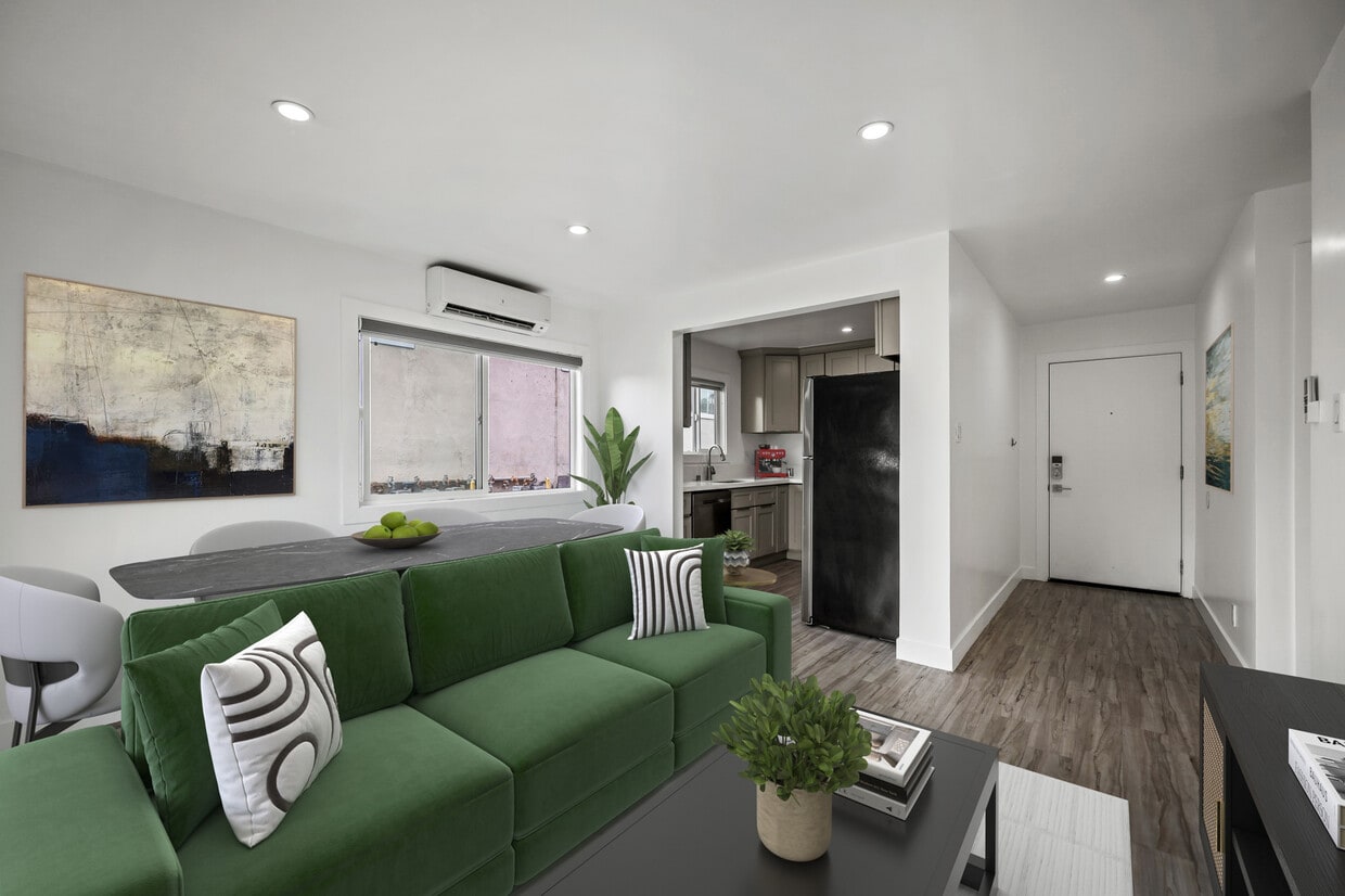Floor Plan - 2BD x 2BA