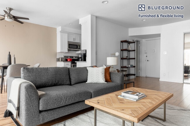 Photo - 415 N Oakhurst Dr Unit FL1-ID280