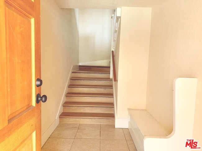Photo - 1573 W 30th St