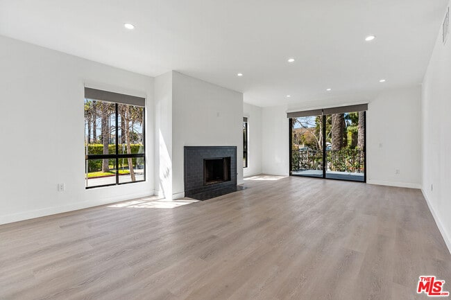 Photo - 9191 Charleville Blvd Unit 101