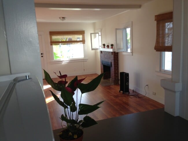 Photo - 425 Grand Blvd