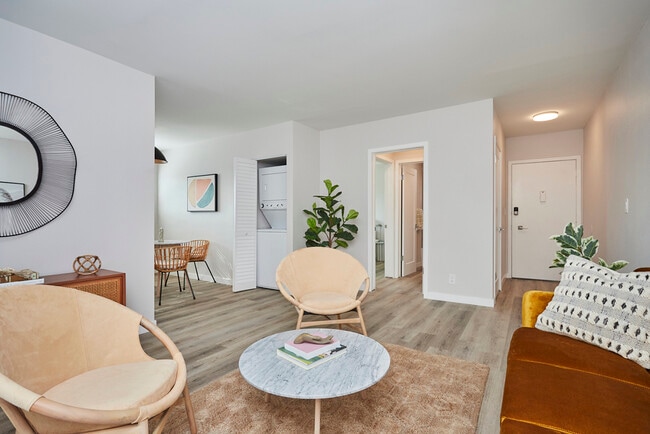 Living area - Callie on Curson