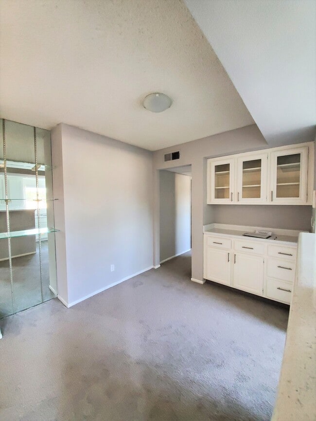 Photo - Huston Court