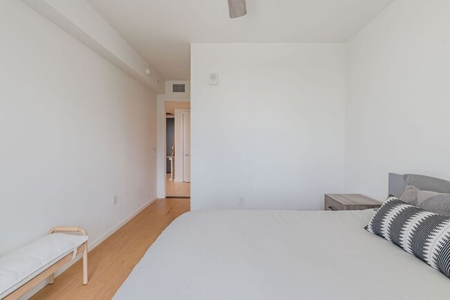 Photo - 889 Francisco St Unit 802