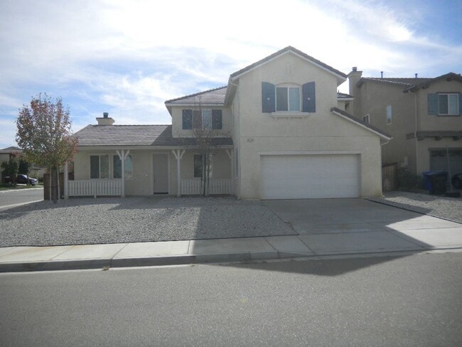 Building Photo - Beautiful home in central location of Victorville