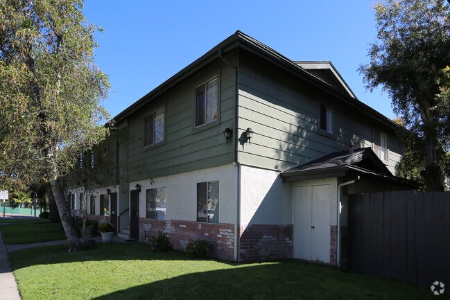 Photo - Shannon Arms III Apartments