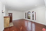 Photo - 1150 S Tremaine Ave