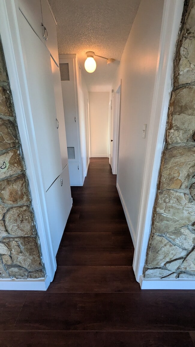 HALLWAY - 4111 Abner St Apartments Unit 1