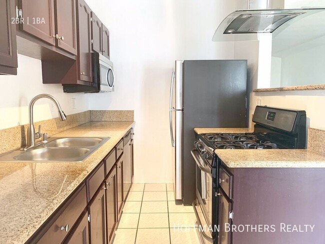 Photo - 4526 Edgewood Pl Unit 4526 1/2