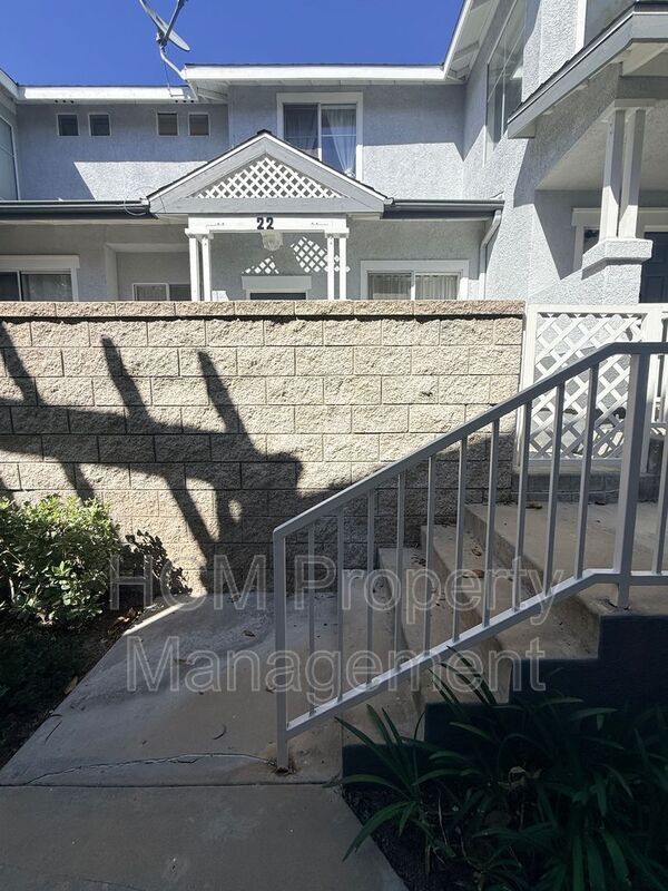 Photo - 22 Carlsbad Ln