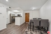Photo - 22100 Burbank Blvd Unit 260G