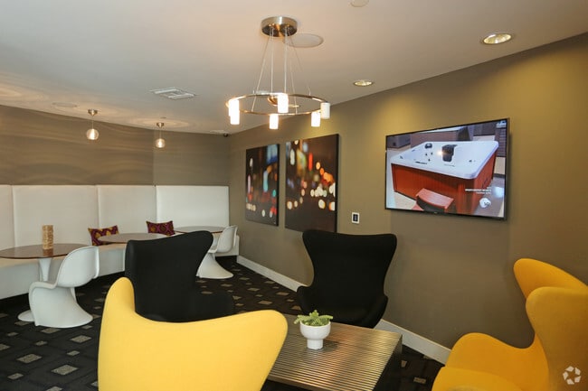 Clubhouse - Sona Glendale