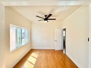 Photo - 1417 N Hobart Blvd Apartment Unit 1/4