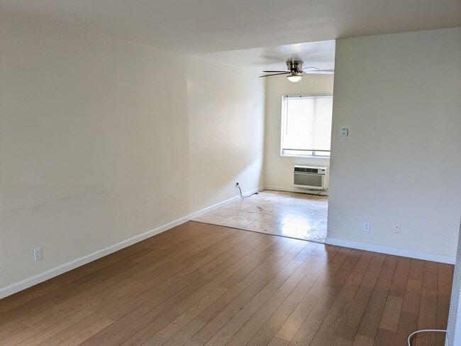 Photo - 11230 Hortense St Unit Apt 5